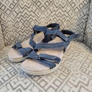 Earth Origins Westfield Wendy Blue Sueded Leather Sandals